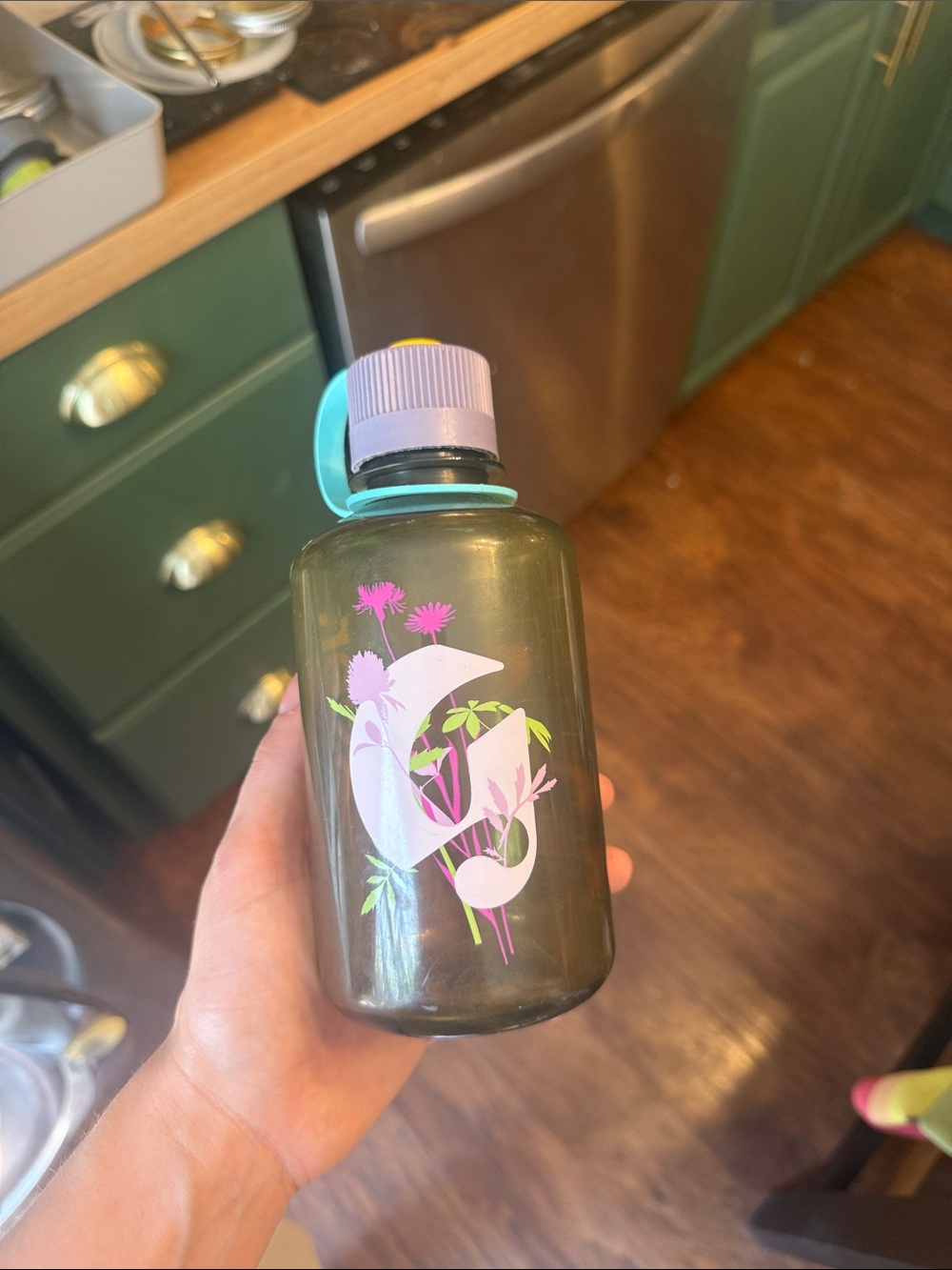 glossier nalgene water bottle